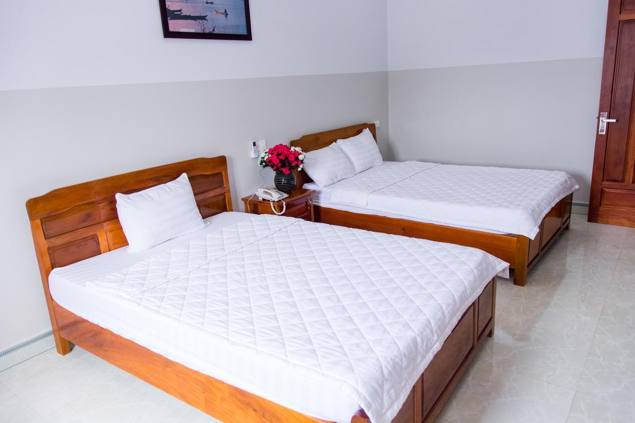 Hoang Thinh Hotel Kon Tum Екстер'єр фото